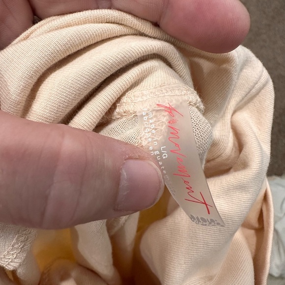 NWT Free People Movement Light Peach Sweater Women's Large - Picture 2 of 9